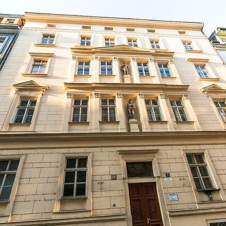 Attic Apartment By Wenceslas Square ปราก ภายนอก รูปภาพ